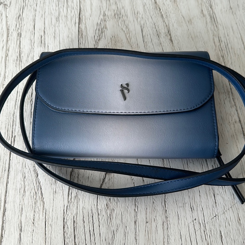 Purse.